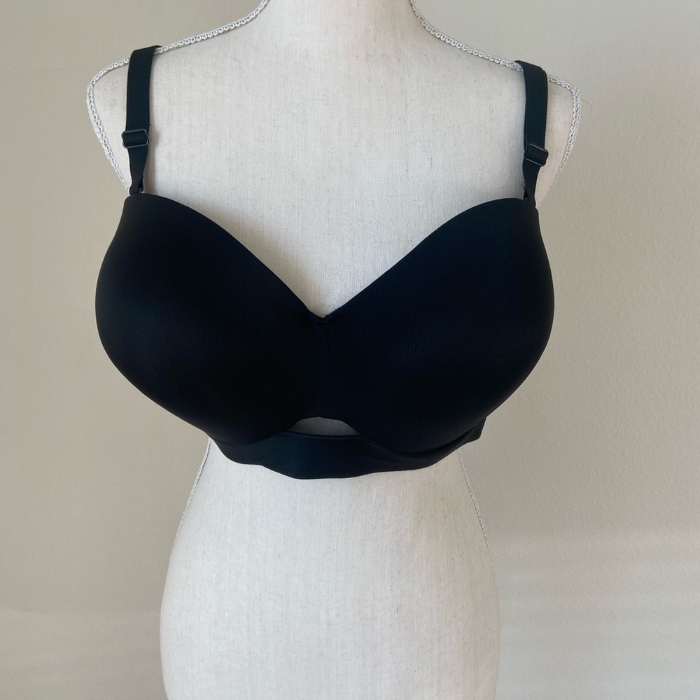 Cacique Black Smooth T-Shirt Bra with Adjustable Straps